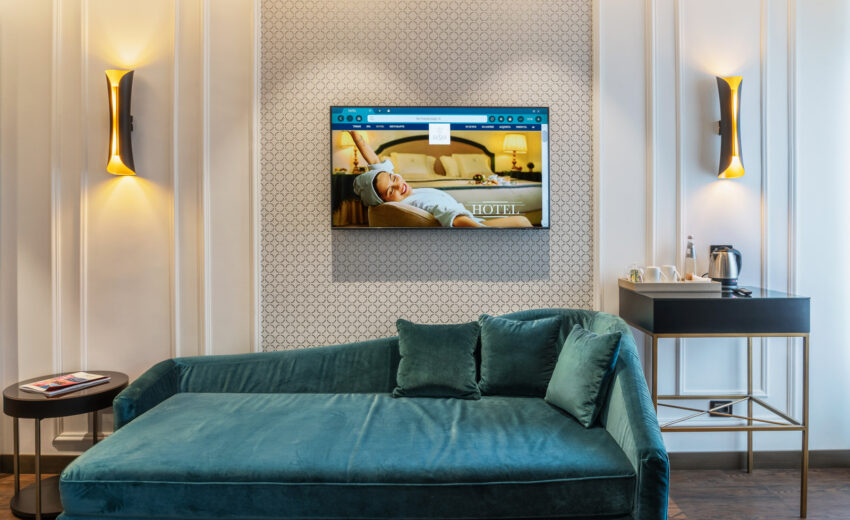 Hotel Niccolò V: soggiorno d’eccellenza con le nuove TV Samsung