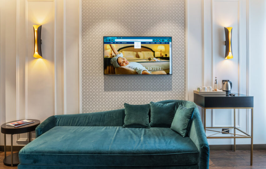 Hotel Niccolò V: soggiorno d’eccellenza con le nuove TV Samsung