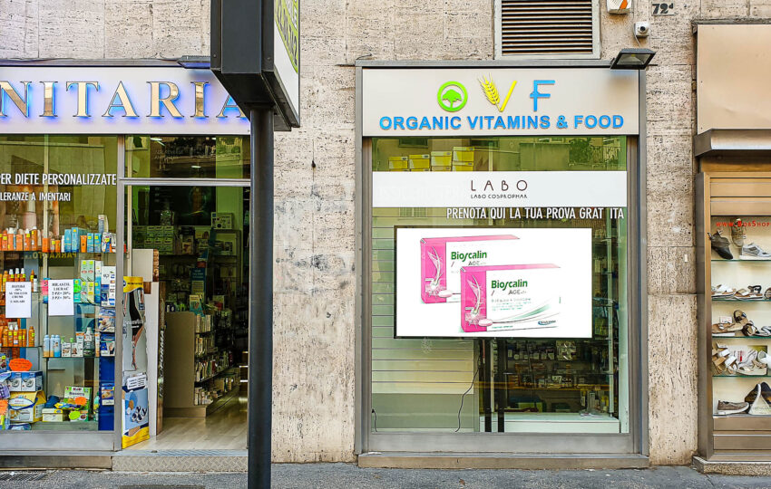 farmacia-ovf-display-signage-vetrina-002