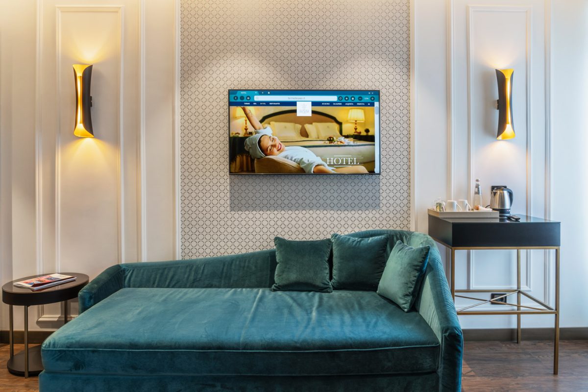 Hotel Niccolò V: soggiorno d’eccellenza con le nuove TV Samsung